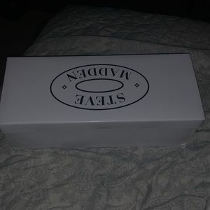 Steve Madden sandals